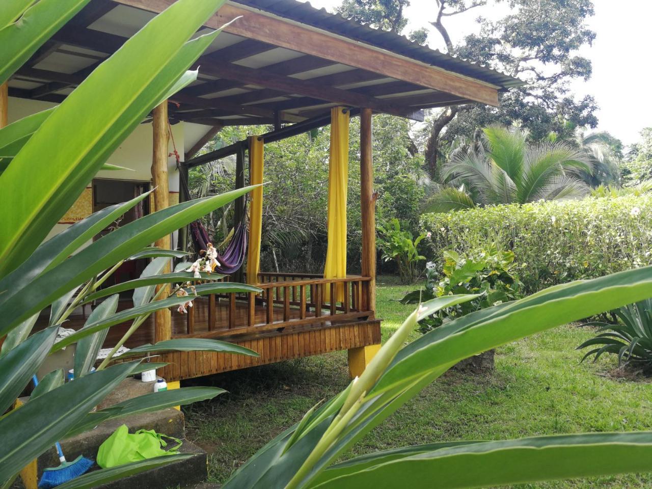 Bungalows Ache Cozy House Cahuita Exterior foto